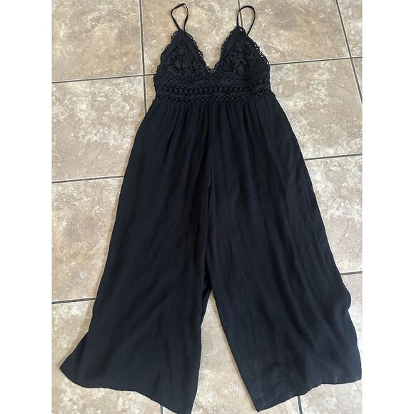 Rebellion L Rayon Crochet Jumpsuit And Wide Leg Adjustable Straps Black - Picture 1 of 7